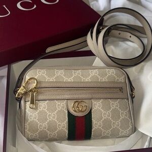 Gucci Beige and Green Crossbody bag